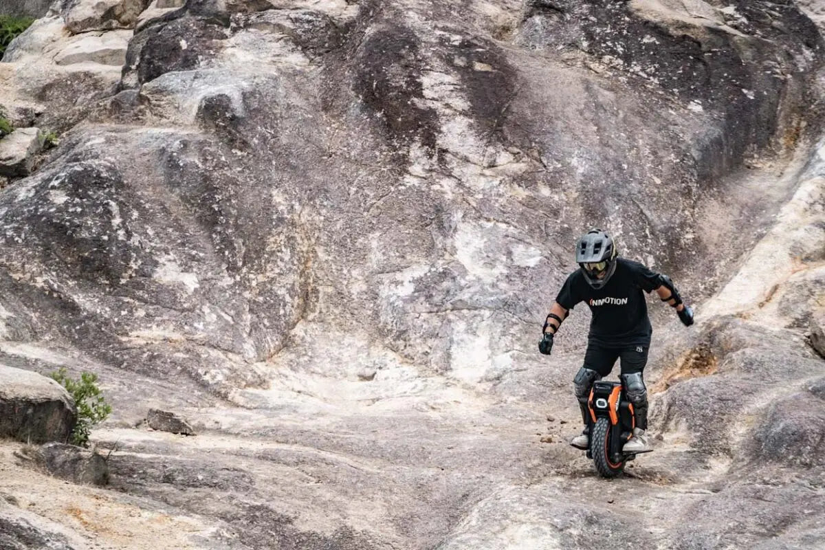INMOTION Adventure V14 Electric Unicycle – 70km/h Speed, 2400Wh Battery, 9000W High Torque Motor