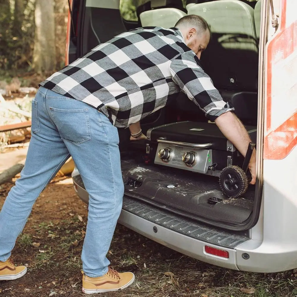 Griddle GGC2030M 25-Inch Outdoor 2-Burner Portable Propane Gas Grill Griddle with Lid & Wheels